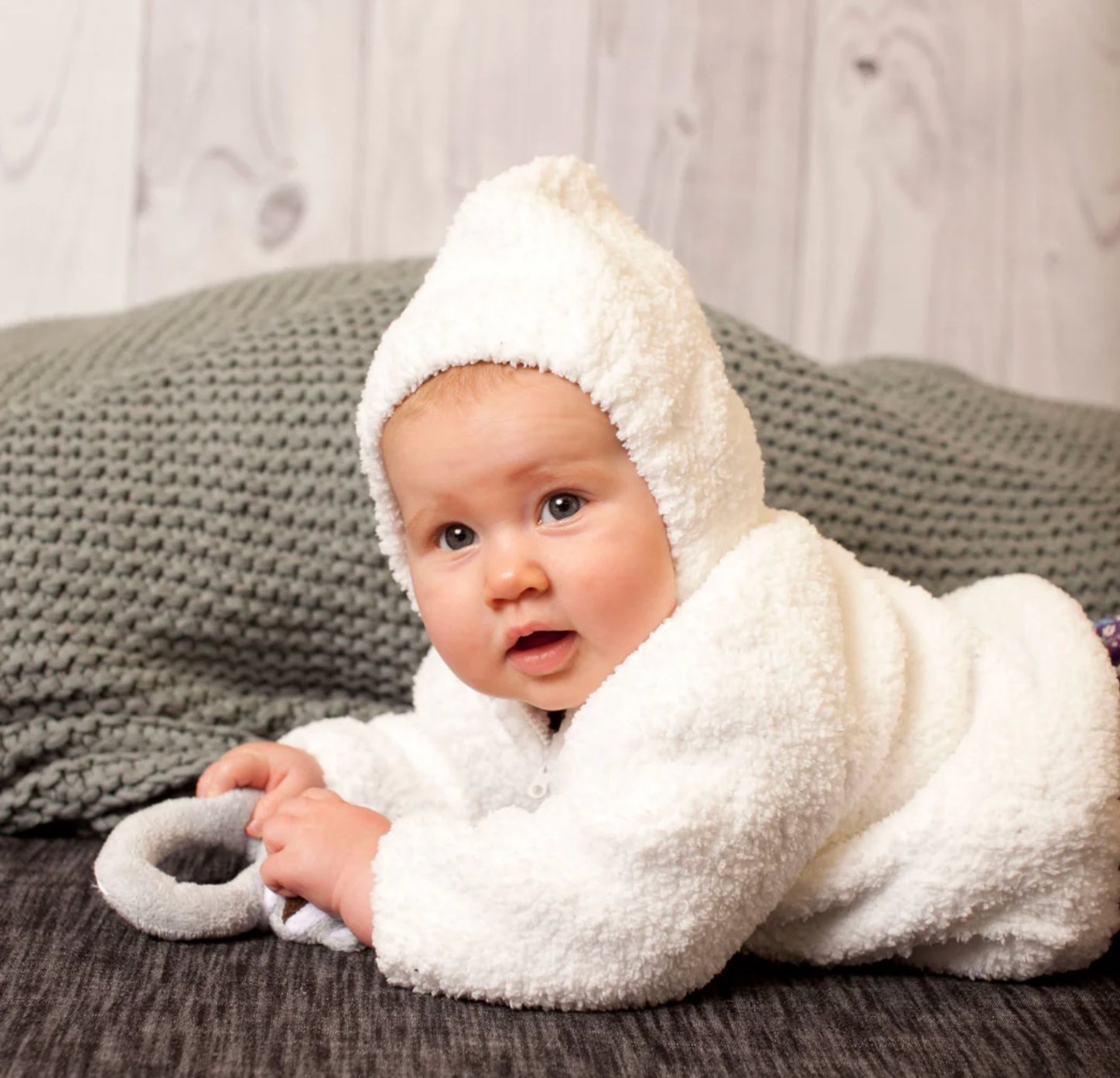 Angel Dear Chenille Hoodie White